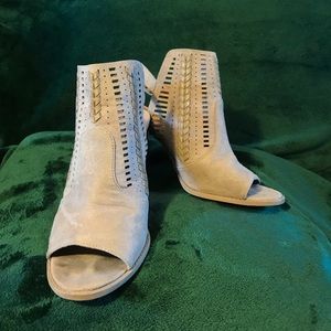 Report Ankle Peeptoe Boots